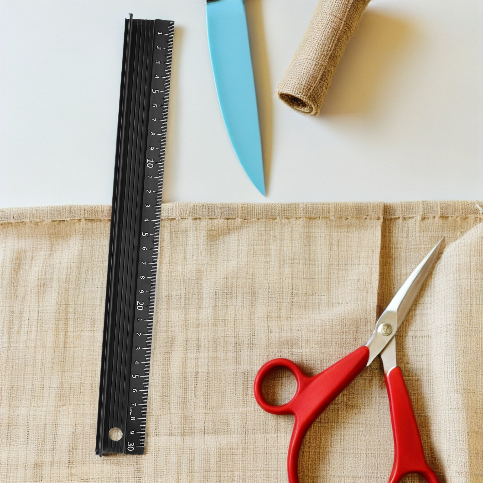 Leatherworking Guide - Règle en métal en forme de